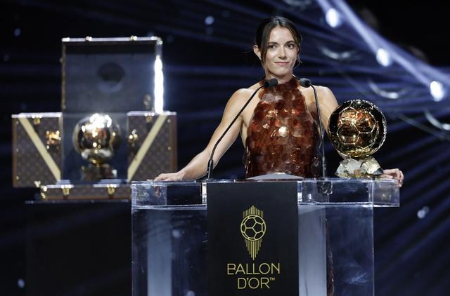 维姬, 年与 维姬, 年与