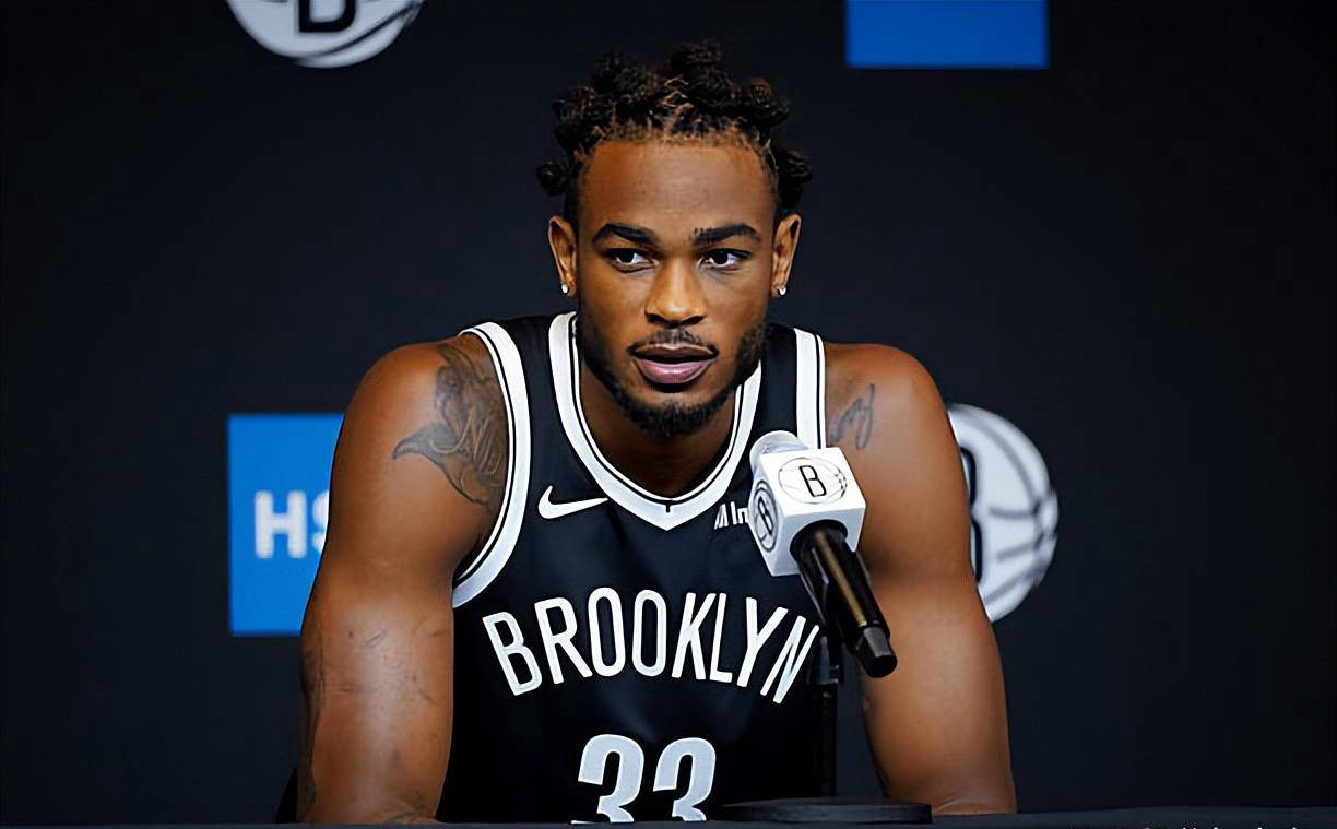 克斯顿在N, 因为托马斯 克斯顿在N, 因为托马斯