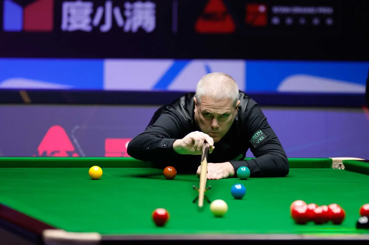 的顽强阻击, 的有力竞争